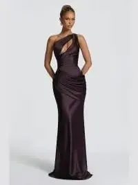 Elegantes, solides, plissiertes, trägerloses Maxikleid, gelb, schulterfrei, rückenfrei, hohe Taille, geteilte Robe, 2026, neues Damen-Abend-Partykleid — image 14
