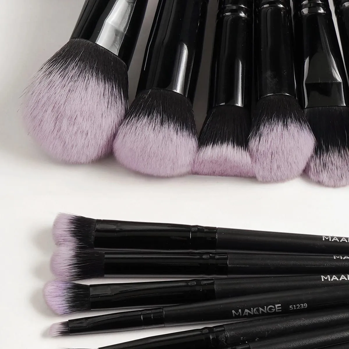 Sada 18ks profesionálních štětců na make-up s 1ks Powder Puff Soft Detail Foundation Contour Blush Brush Beauty Tools — image 3