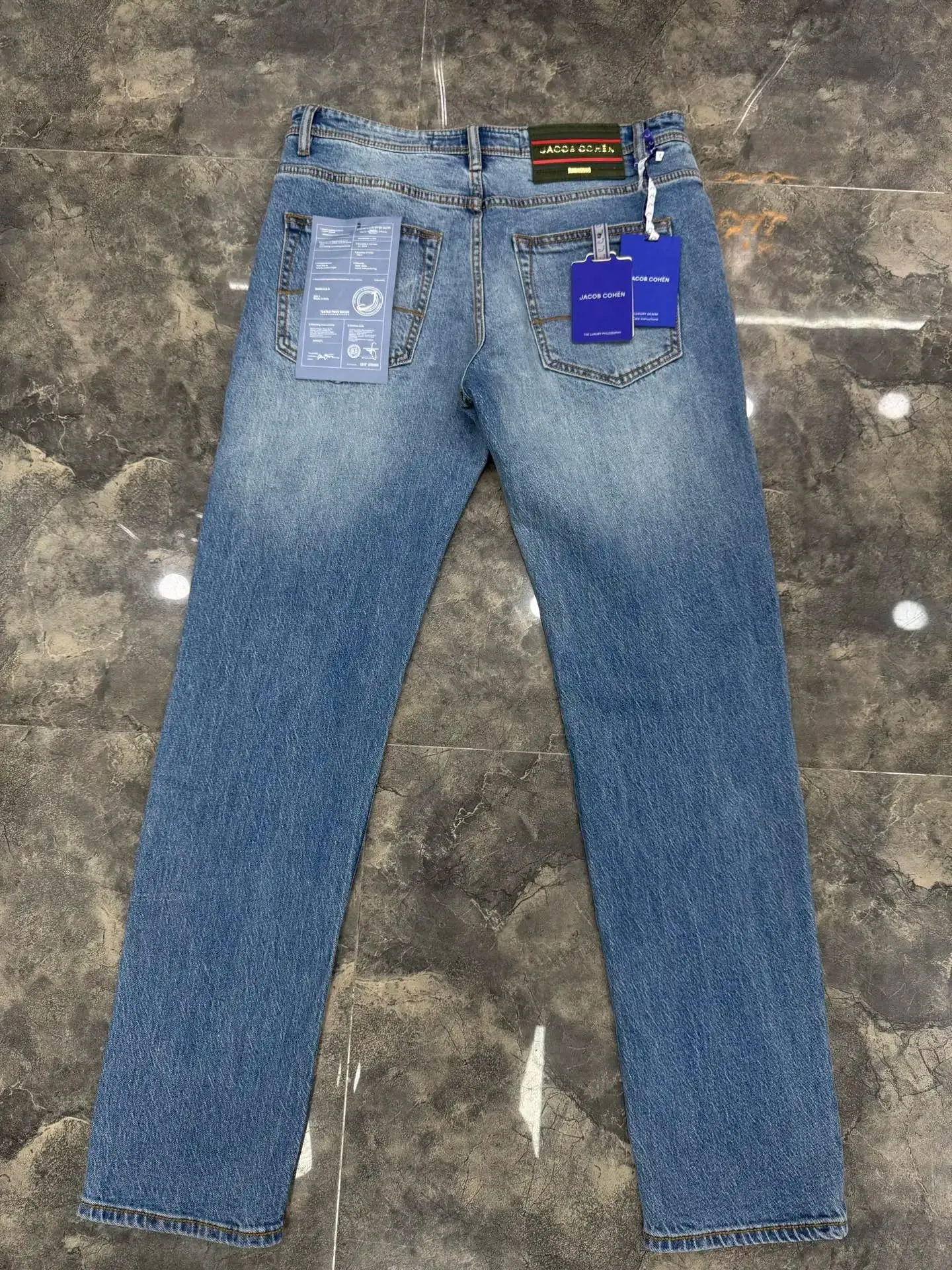 Jean fin en coton pour hommes, pantalon droit confortable avec broderie de qualité extérieure, grande taille 29-40, nouvelle collection printemps été 2026 — image 4