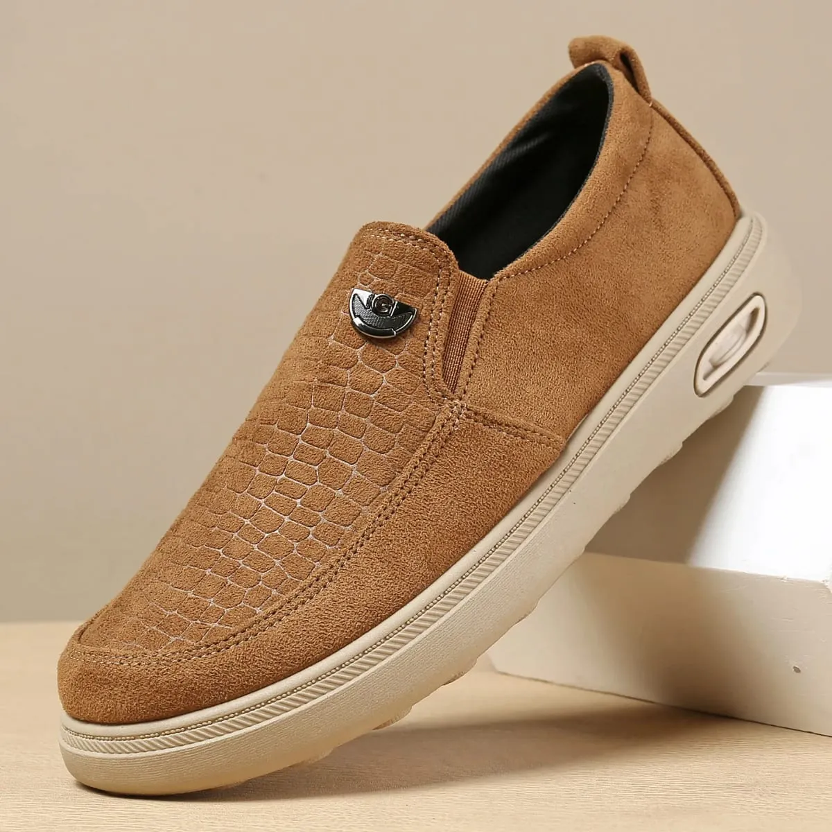 Chaussures légères et respirantes pour hommes, nouvelles chaussures d'été polyvalentes à pied unique, résistantes à l'usure, semelle souple, confortables — image 3