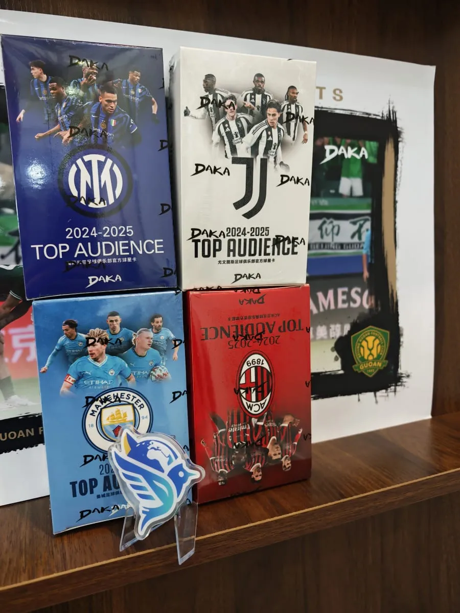 Echte originale 2025 DAKA Real Madrid Star-Karten-Sammelbox, limitierte Auflage, nummerierte Signatur, ein Muss für Fan-Sammler — image 5