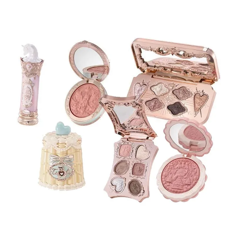 Flowerknows Complete Makeup Gift Set Long-Lasting Lip Glaze Blush & Shimmer Eyeshadow Palette All-in-One ชุดความงามของขวัญกล่อง — image 1