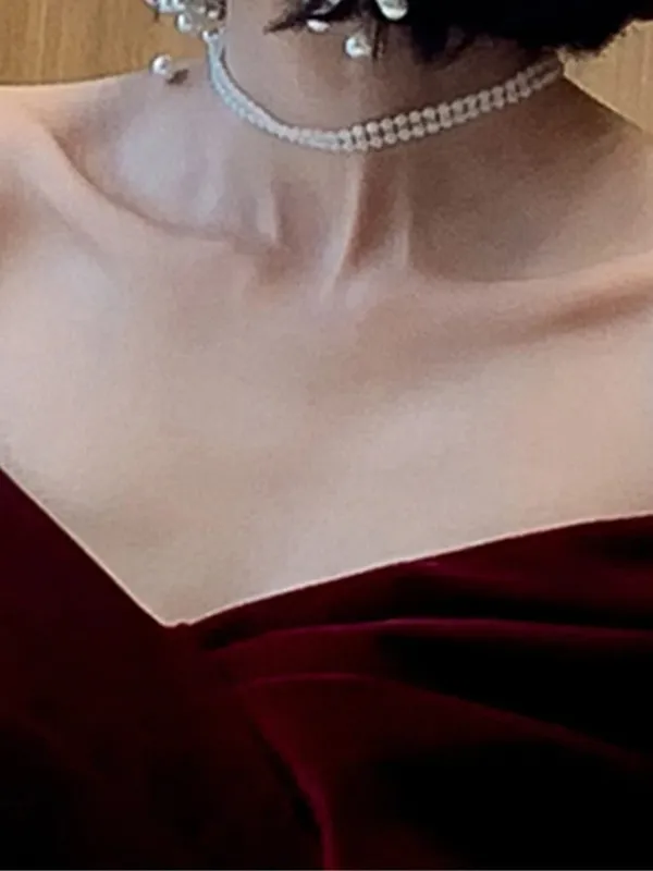 Lautaro Spring Long Luxury Elegant Wine Red Soft Velvet Evening Party Wedding Dresses for Women 2022 Off Shoulder Maxi Dress — image 6