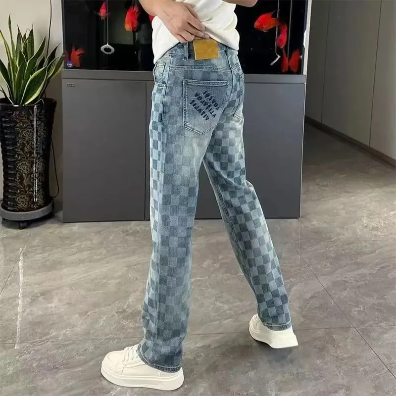 Karierte Frühlings- und Sommerjeans von der trendigen Marke. Vielseitige Herren-Jeans mit geradem Bein und lockerer, lockerer, gerader Stretch-Hose — image 4