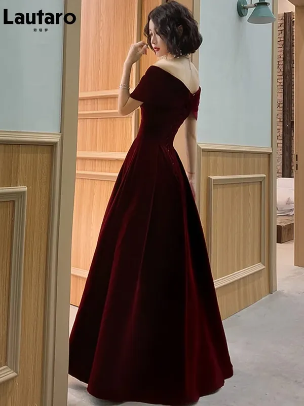 Lautaro Spring Long Luxury Elegant Wine Red Soft Velvet Evening Party Wedding Dresses for Women 2022 Off Shoulder Maxi Dress — image 3