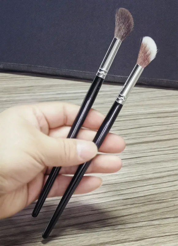 มุมแปรงเน้นข้อความ Face Shadow Blending Natural Goat Hair Powder Blusher แปรงแต่งหน้าเครื่องมือ — image 3