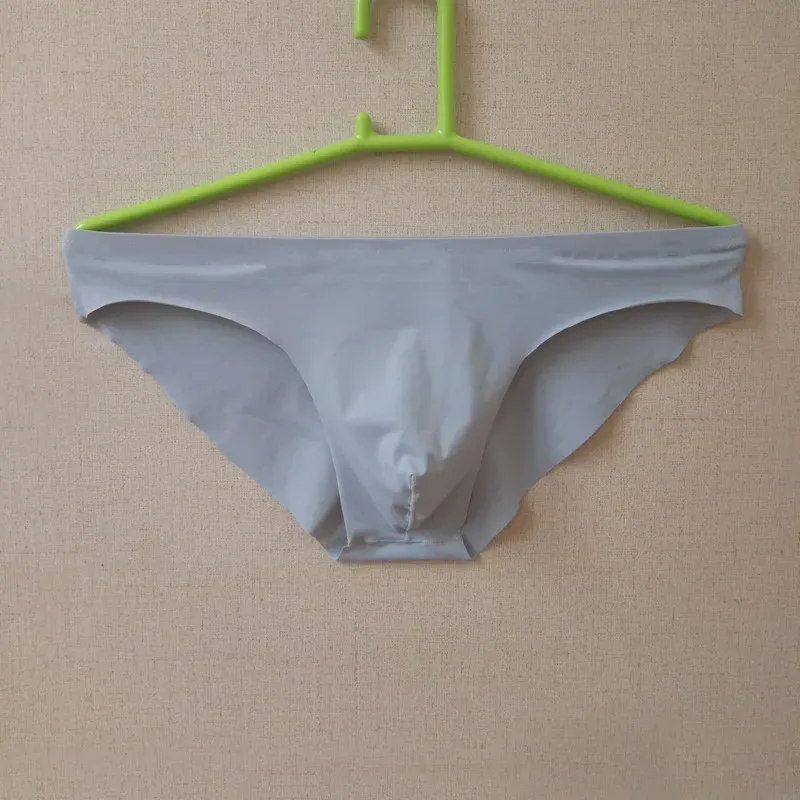 Libreng Feel Ice Silk Seamless Mens Brief Solid Underpants Ultra-Thin Panties Lalaki Seamless Low Waist Soft Underwear — image 3