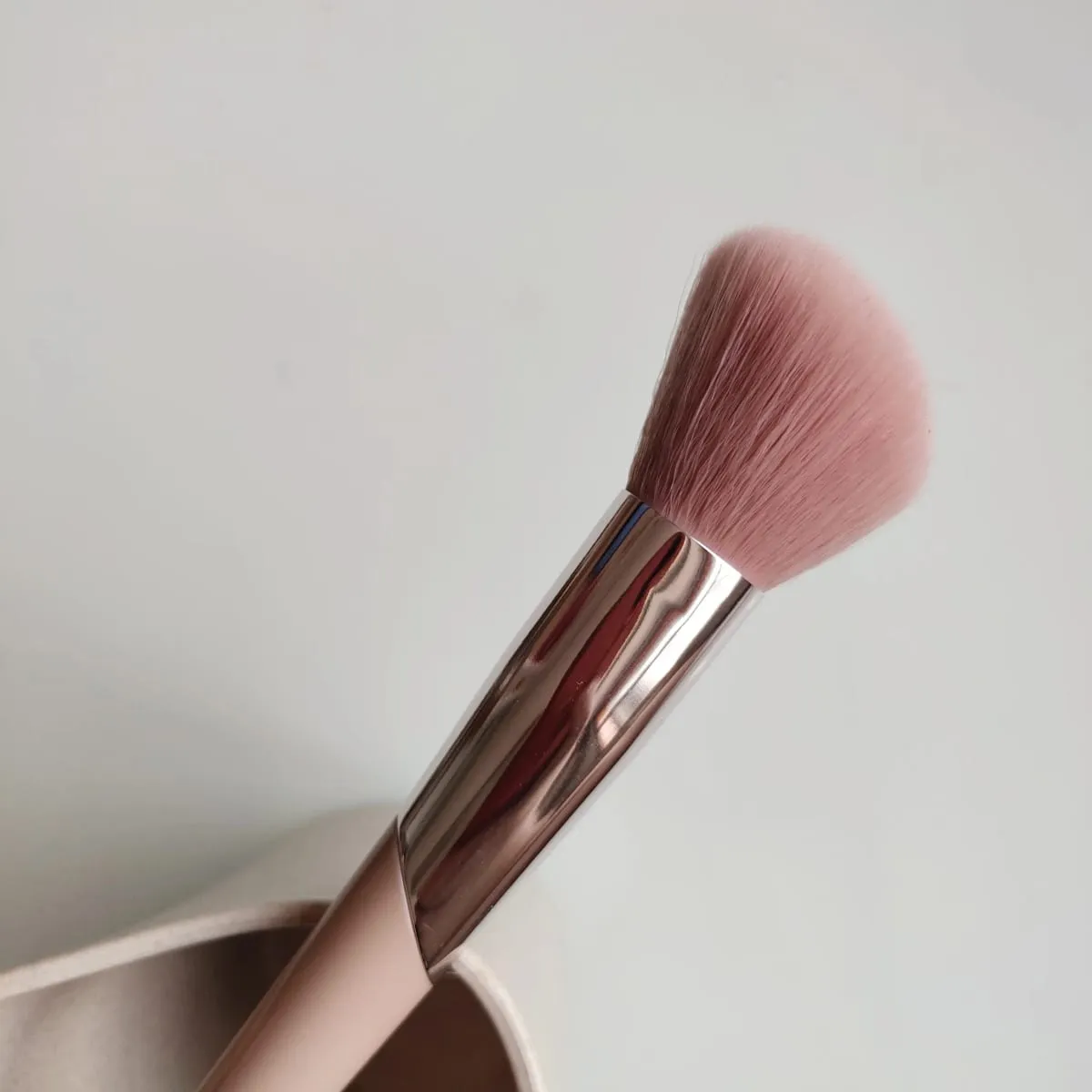 Sada štětců na make-up Full Bodied Foundation Brush 110 Cheek Hugging Highlight 120 Eyeshadow 15ks Sada kosmetických štětců — image 6