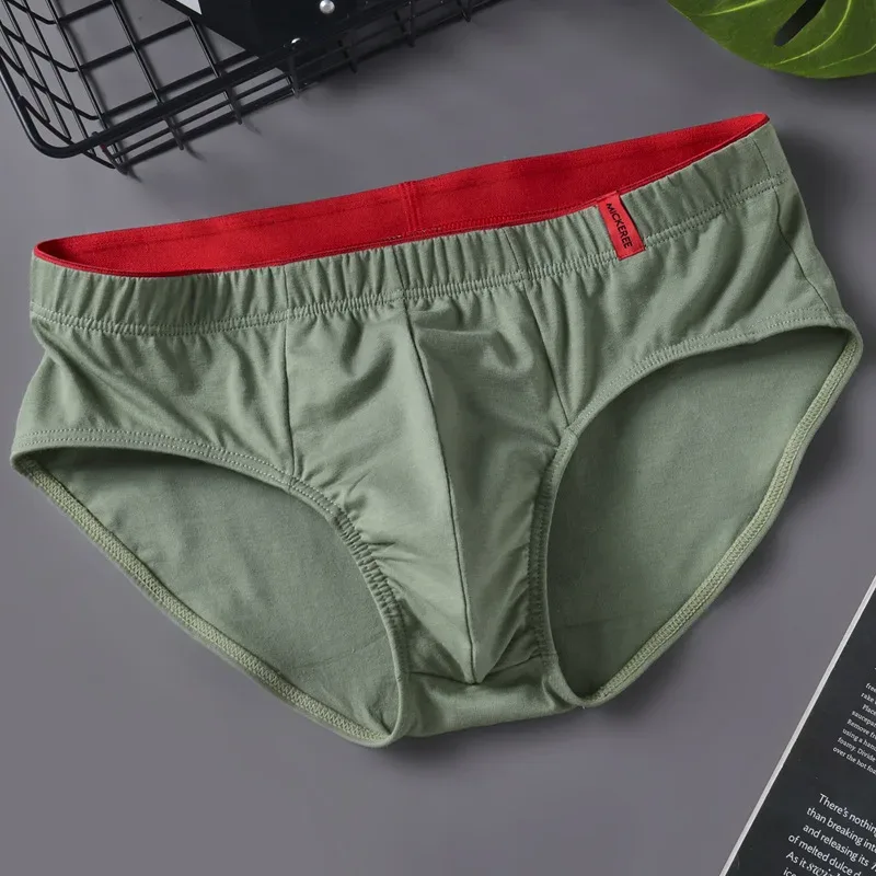 Slip da uomo Slip in cotone tinta unita per giovani Vita comoda e sexy Tendenza esplosione Biancheria intima traspirante Sissy Mutandine — image 4