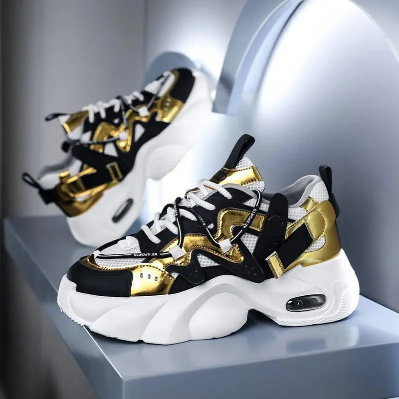 Casual herensneakers met groot ademend bovenwerk van mesh, metallic textuur en stiksels in contrasterende kleuren en trendy singelsaccenten. Dikke zolen met luchtkussen zorgen voor zowel hoogtevergroting als schokabsorptie, waardoor ze geschikt zijn voor straatgebruik — image 5