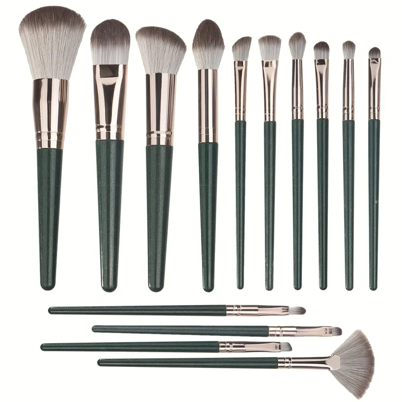 14 pinceaux de maquillage professionnels qui peuvent créer une variété de looks adaptés à différents styles, sont propres et aident à réduire les éruptions cutanées.
