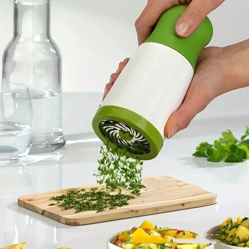 1pc 수동 허브 분쇄기 스파이스 밀 파슬리 슈레더 야채 커터 고수풀 민서 칠리와 실란트로 주방 도구 가제트 — image 6
