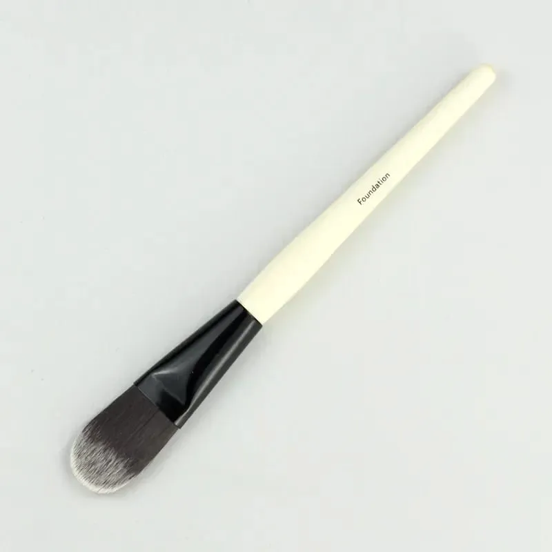 Professional แปรงแต่งหน้าสำหรับไม้กวาด Foundation Eye Liner Shadows Contour Lipgloss Eyehodaws แปรง косметика — image 3