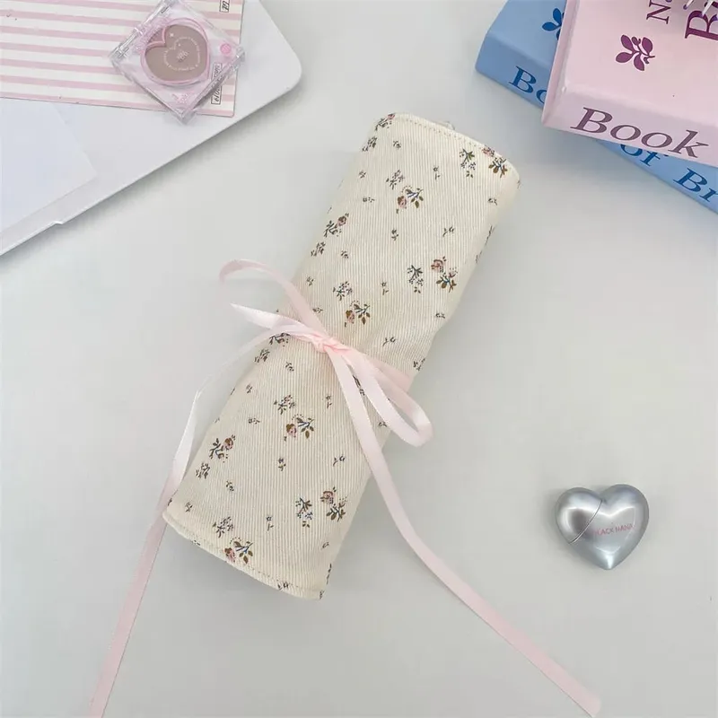 Fabric Floral Makeup Brush Storage Bag Large Portable Cosmetic Pouch for Eyeshadow Brushes & Eyebrow Pencils Desktop Organizer — image 9