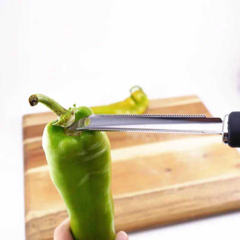 Chili Core EXTRACTOR แบบพกพาสแตนเลส Zucchini Courgette แตงกวา Corers พิเศษ Gadgets ครัวพร้อมขอบหยัก — image 5