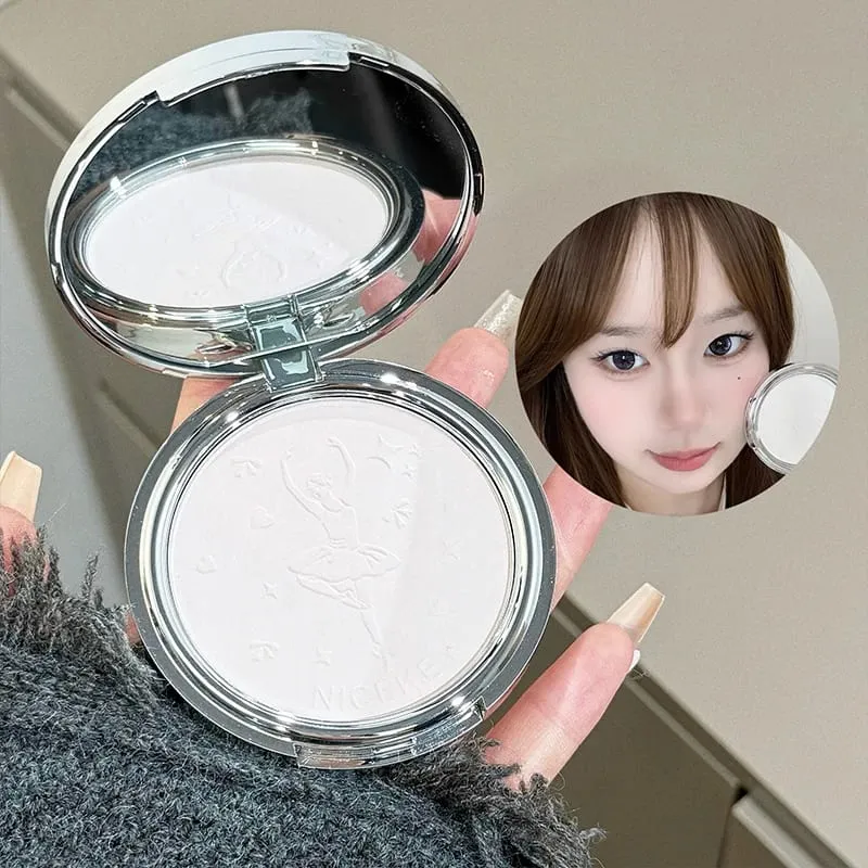 Set Rias Serbaguna Termasuk 4 Lumpur Bibir 1 Perona Pipi 1 Bedak Padat 1 Palet Mata 1 Palet Kontur dengan Hadiah Kalung — image 6