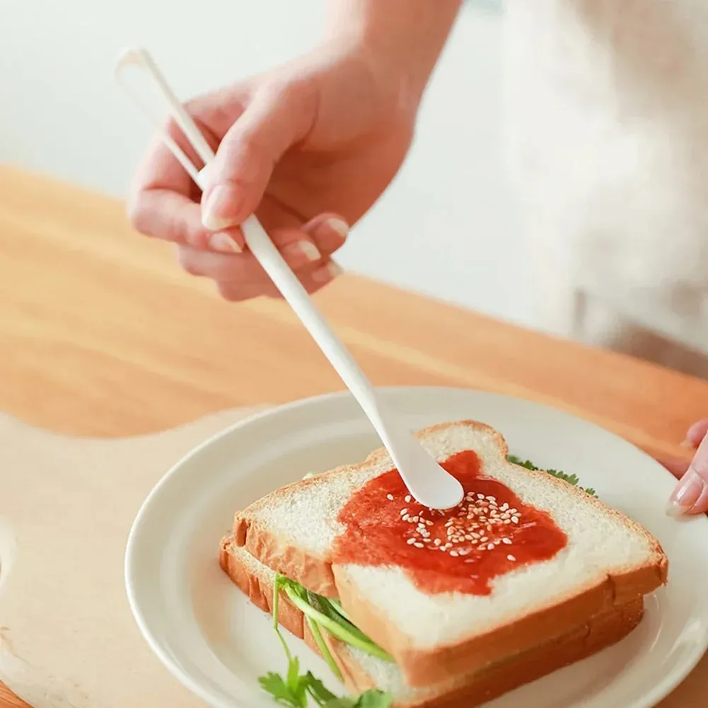 1 PC Æggepiskeris Plast Multifunktionel Mini Håndæg Pisker Køkkenredskab med teske Æggebageværktøj Fløderørestav — image 10