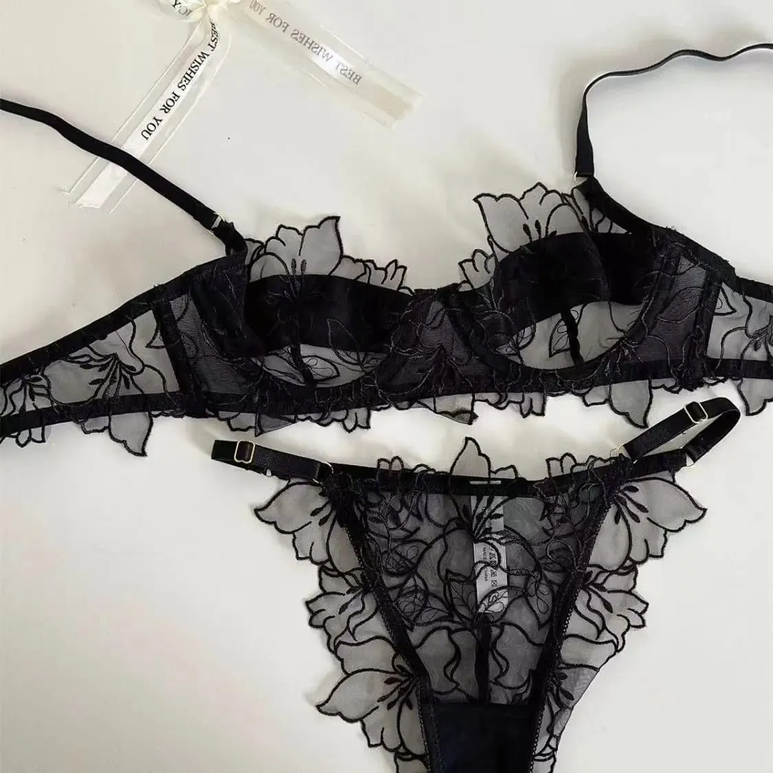 Sexy Lace Lightweight Bra Set Soft Underwire for Lift and Support Prevents Sagging Exquisite Embroidered Lingerie Two-Piece Set