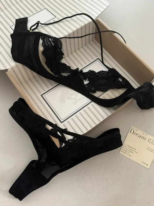 Ensemble de sous-vêtements de soutien-gorge français, ajouré, nœud en dentelle, demi-tasse, Lingerie Sexy, ultra-mince, tentation, tenues érotiques chaudes