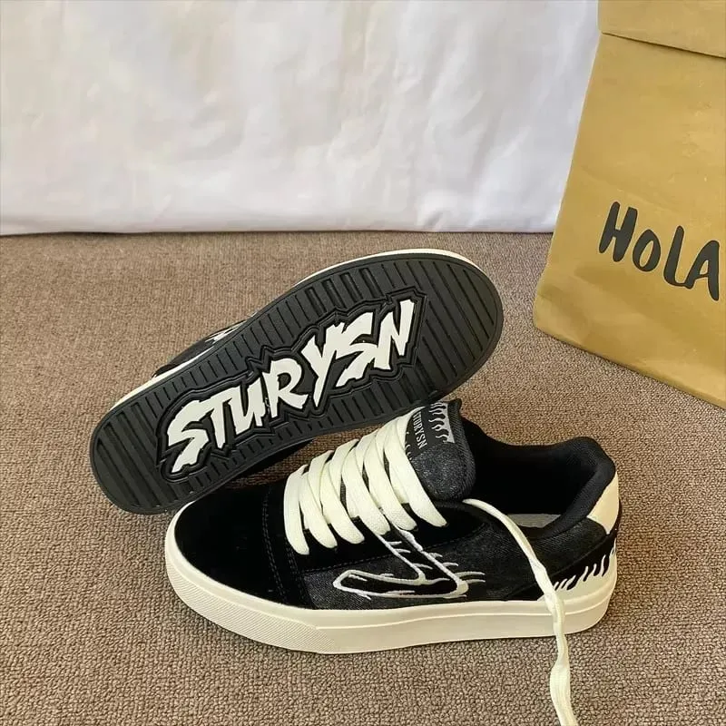 Design Sensation – chaussures de tableau noires et blanches pour hommes, baskets basses respirantes et décontractées, nouveau Style de Sport pour Couple, printemps 2026 — image 2