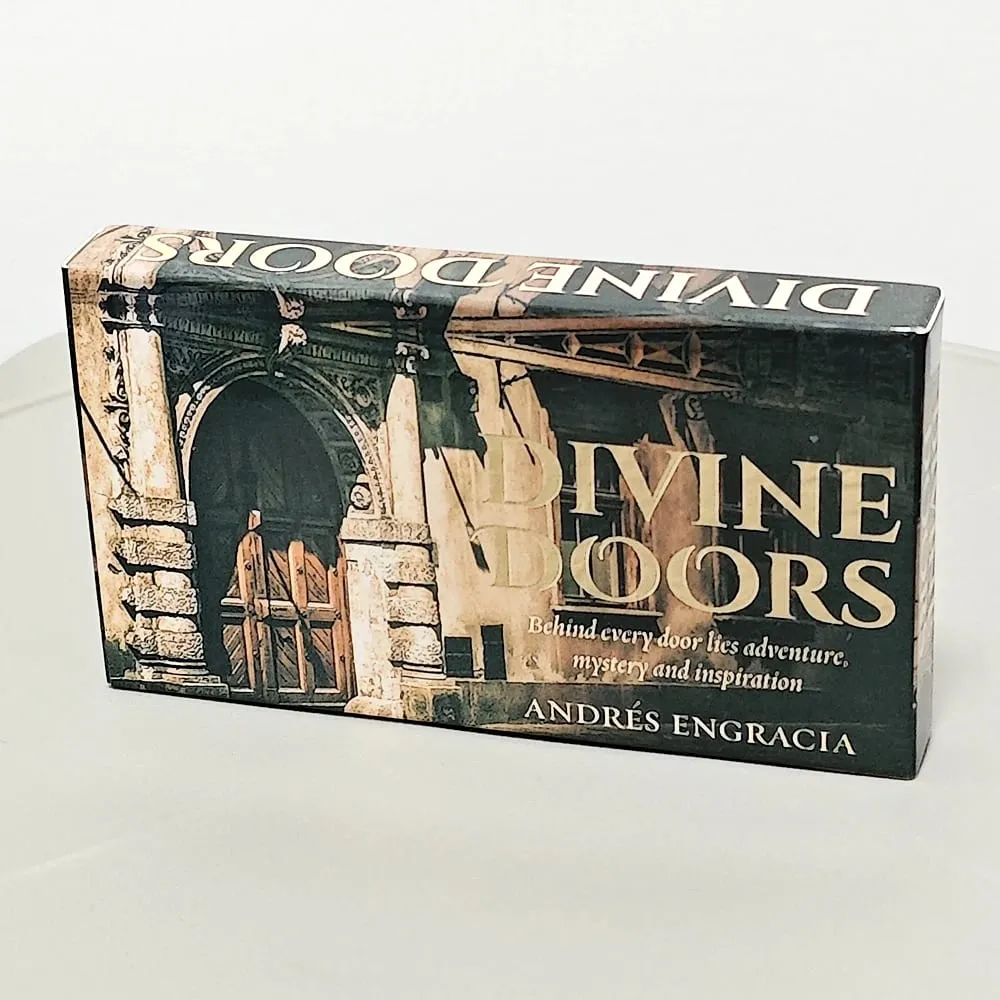 Divine Doors Oracle Deck Balíček se 40 kartami 10,5*6 cm Za každým dveřmi se skrývá dobrodružné tajemství a inspirace — image 3