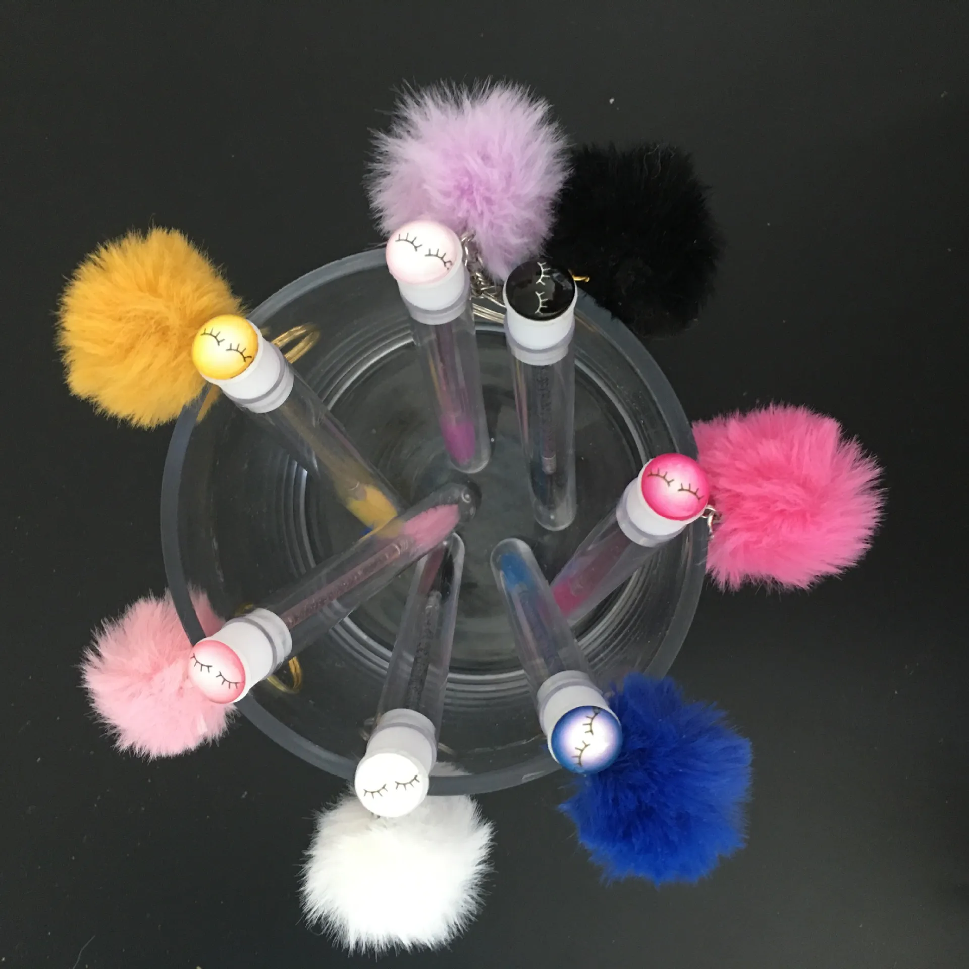 1pc Reusable Eyelash Brush with Key Ring Plush Ball Mascara Wand for Eyelash Extension Crystal Eyebrow Brush Make up Brushes — image 2