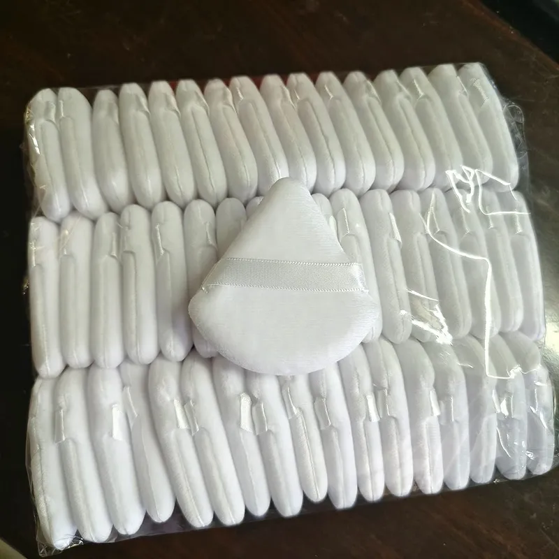 Borong 50Pcs Segitiga Serbuk Puff Mini Span Solek Muka Kosmetik Kapas Lembut Face Powder Puff Boleh Dibasuh Velvet Makeup Puff — image 9