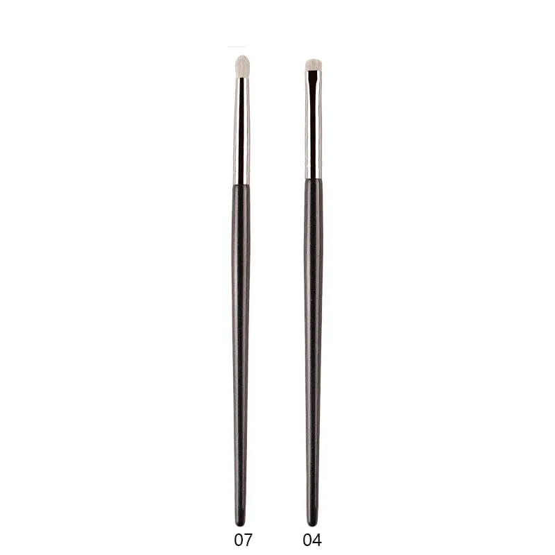 1pc White Pony Hair Ombretto Pennelli per trucco Piccola sbavatura Precisione Piega Dettaglio Smussatura Ombretto Pennello per trucco Liner Labbro