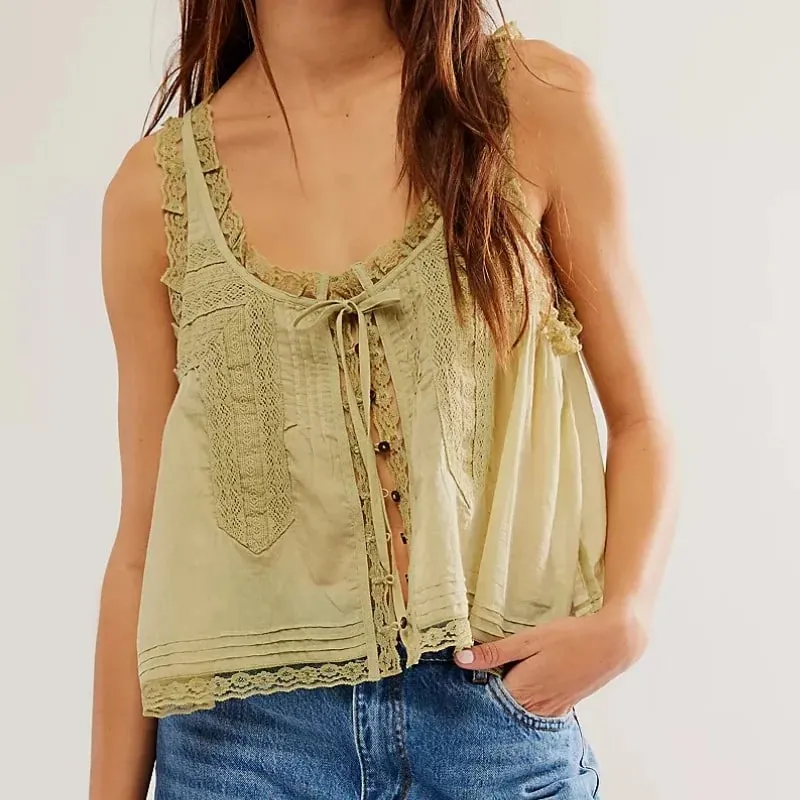 Y2Kปุ่มขึ้นลูกไม้Trim Patchwork Cami TopsหลวมFitรอบคอเสื้อกั๊กแขนกุดOutwear Gilet Crop Tank Topsสำหรับผู้หญิง — image 12