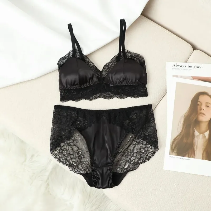 Birdtree-ropa interior francesa lisa con forro de seda, conjunto de sujetador básico elegante, sujetadores empalmados de encaje fino para mujer S30360QC 2026