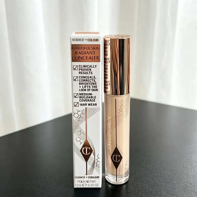 Charlotte Tilbury Starlight Powder Compact og Concealer Medium til fuld dækning Oplysende Vandtæt Hydrating Dewy Finish — image 12