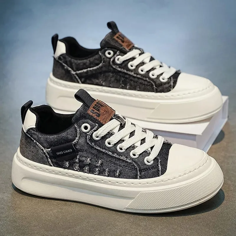 2026 ใหม่หนา Soled Non-SLIP Breathable Casual LOW TOP ผ้าใบรองเท้าสำหรับชายอเนกประสงค์แนวโน้มความสูงเพิ่มรองเท้าผ้าใบ
