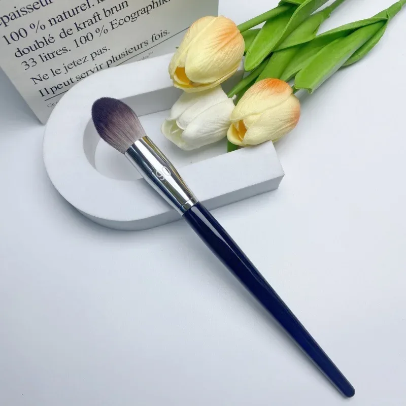 No.47/49/73/90 Pincéis de maquiagem Pincéis de maquiagem com ângulo chanfrado Pincel profissional para base líquida de inclinação BB Cream Pincel de maquiagem — image 6
