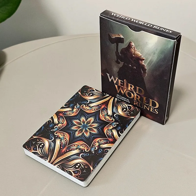 Weird World Runes Deck 9*6cm - 25 cartas de oráculo Elder Futhark para adivinación impresas en cartulina de doble relieve 350GSM