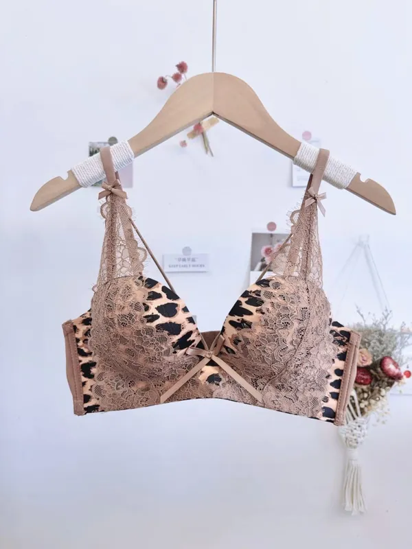 Sada podprsenky Push Up s leopardím vzorem 32‑38 Bezdrátová bezešvá Anti Sag Pohodlné sexy spodní prádlo pro malá prsa