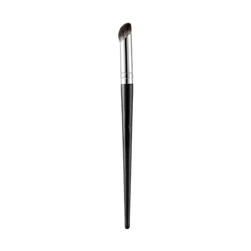 1 Pz Pennelli per trucco correttore Precisione morbida e soffice Pennello per sbavature Copertura per acne Occhiaie Strumenti per trucco di dettaglio multifunzione — image 10