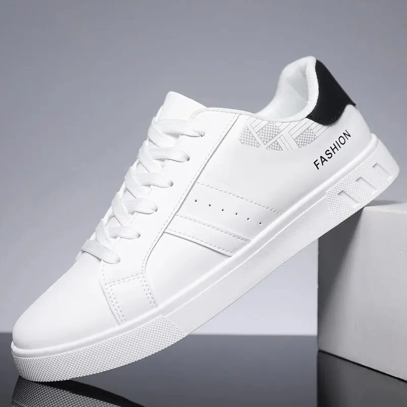 Sneakers vulcanizzate bianche per uomo basse scarpe comode stringate moda taglie forti 39-48 autunno primavera