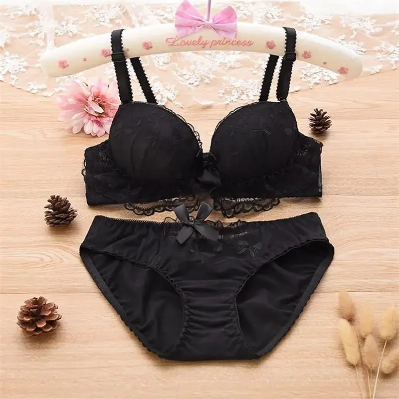 Set di lingerie sexy fiore di pizzo confortevole morbido reggiseno push up con ferretto e mutandine coppa AB intimo alla moda in due pezzi stile coreano — image 3