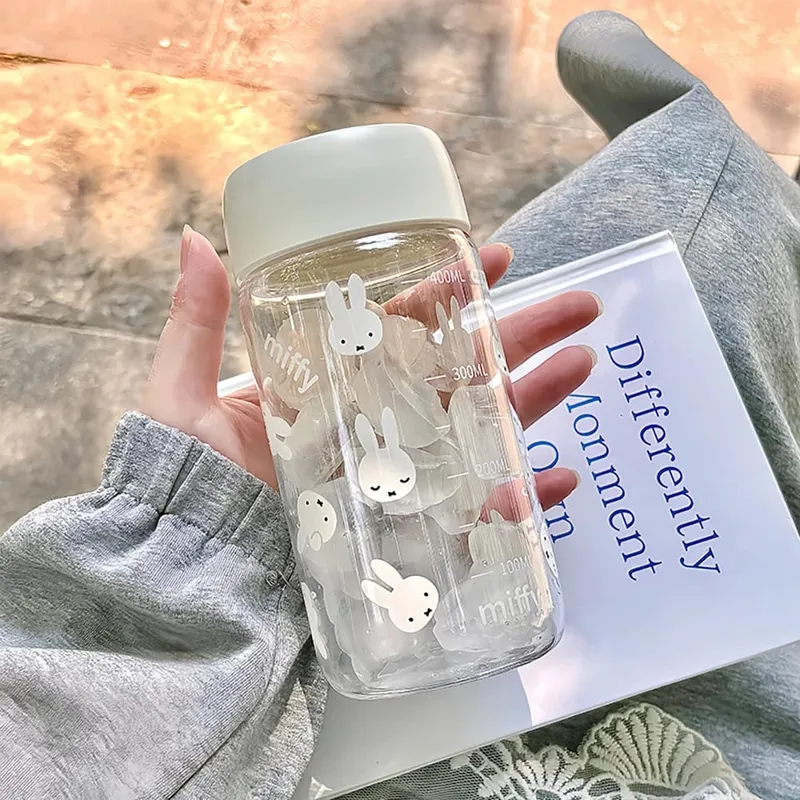 Kawaii Miffy Söt sommarvattenkopp tecknad kanintryck Enkel stil Transparent plast Bärbar kaffekopp flickpresent