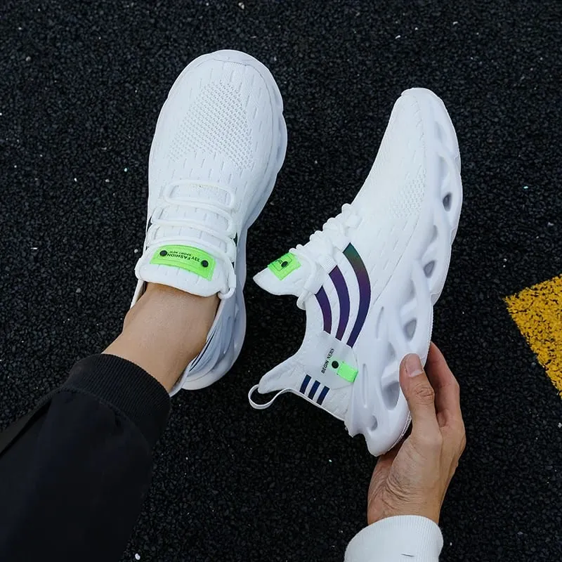 Sepatu kets untuk pria sepatu hiking ringan luar ruangan nyaman jaring musim panas sepatu tenis kasual lari baru modis bersirkulasi