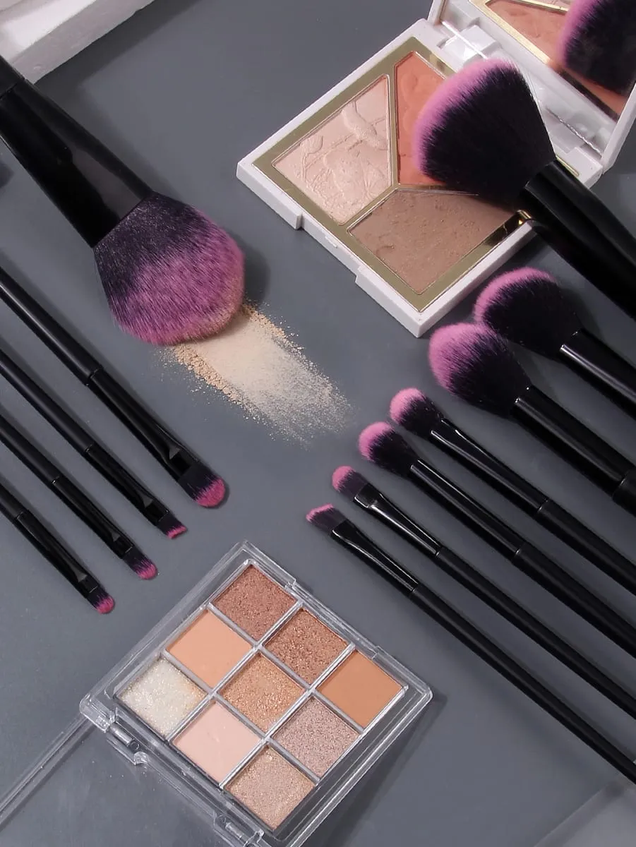 16ks profesionální sada štětců na make-up – měkké nadýchané kosmetické štětce pro podkladové pudrové oční stíny a kosmetické nástroje pro míchání — image 5
