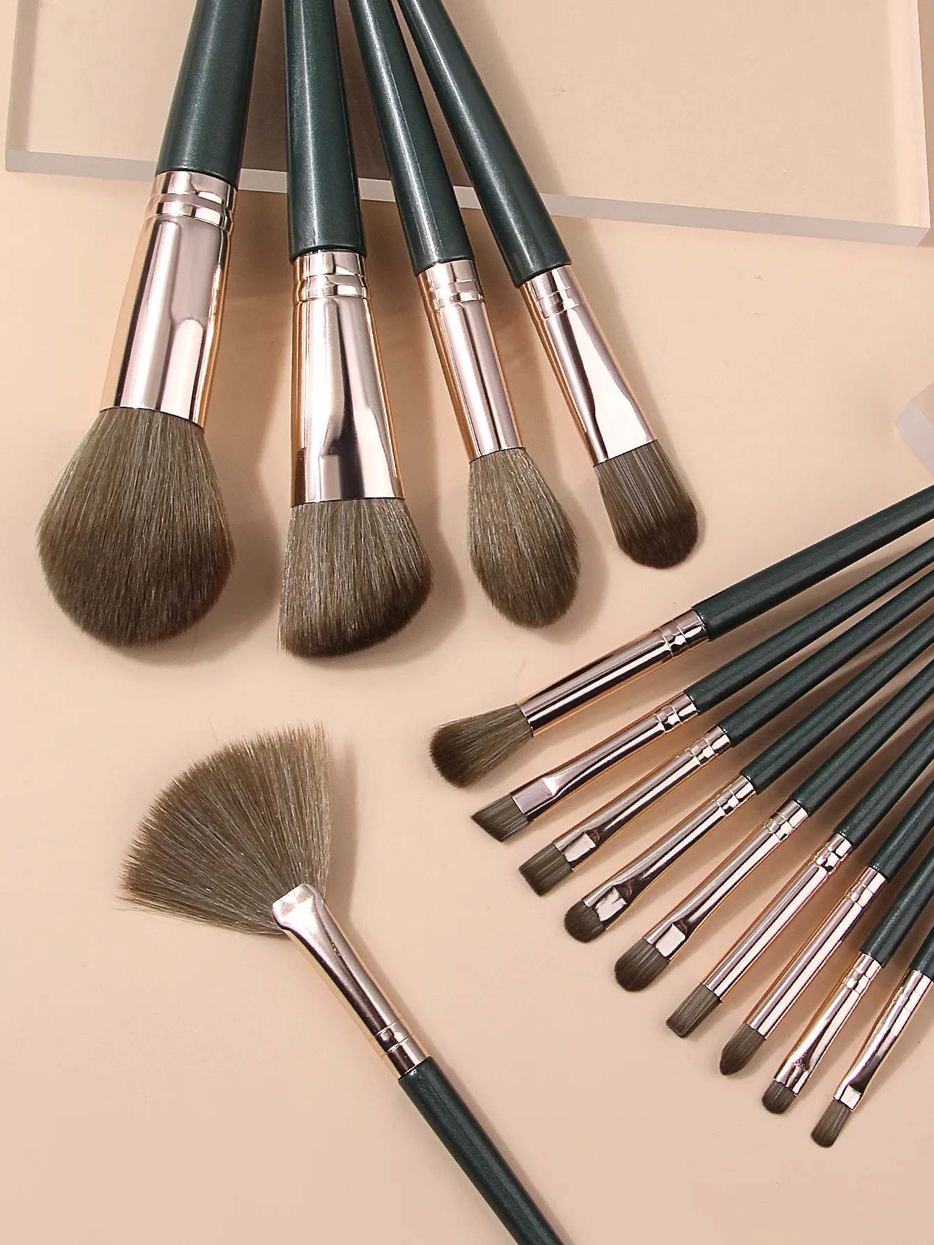 18-teiliges Make-up-Pinsel-Set, weiche Kosmetikpinsel für Puder, Rouge, Lidschatten, Foundation, mit Beauty-Schwamm und dreieckigem Puff — image 5