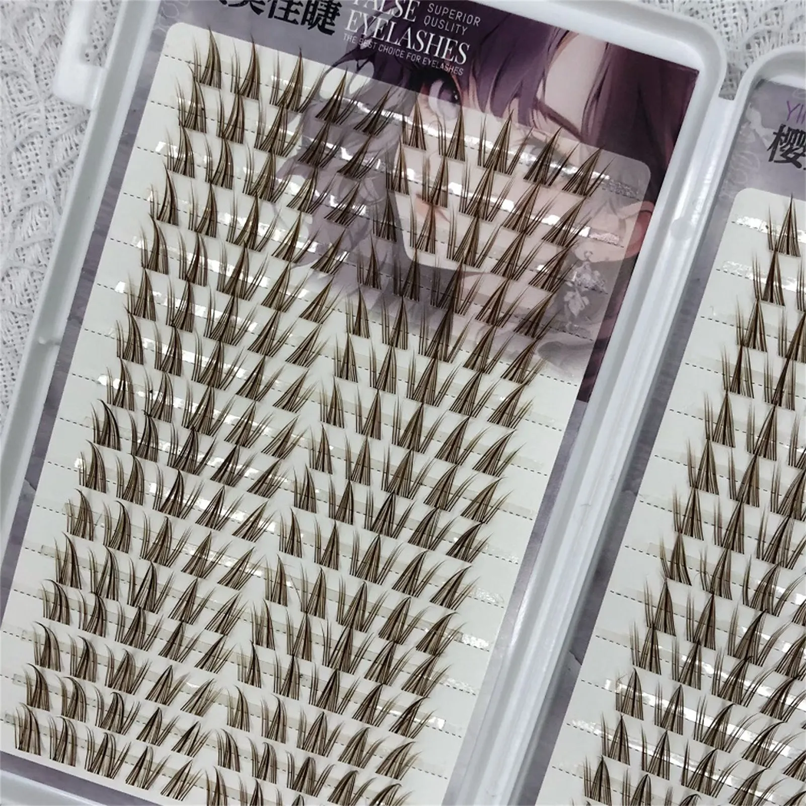 Slunečnicově hnědé umělé řasy 11-13 mm Smíšené prodloužení řas pro panenky Natural Wispy Soft Comic Eye Lashes Makeup Tool — image 3