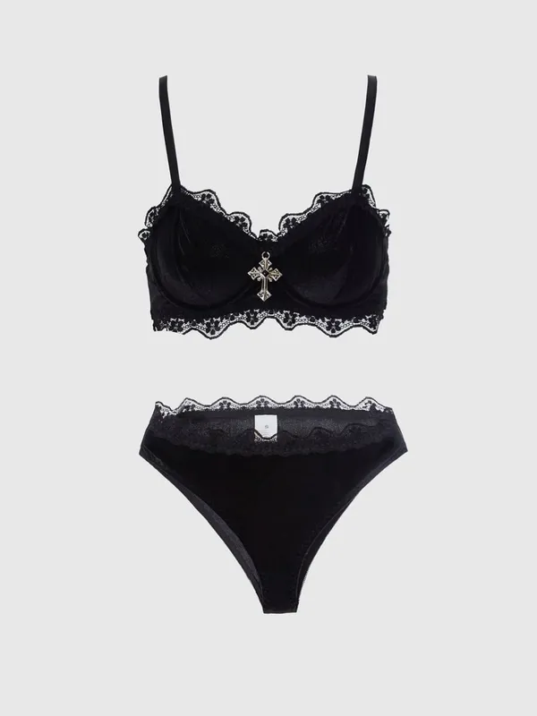 Vintage inspirovaný nastavitelný popruh Černý krajkový set spodního prádla Gotické intimní oblečení pro odvážnou ženskost