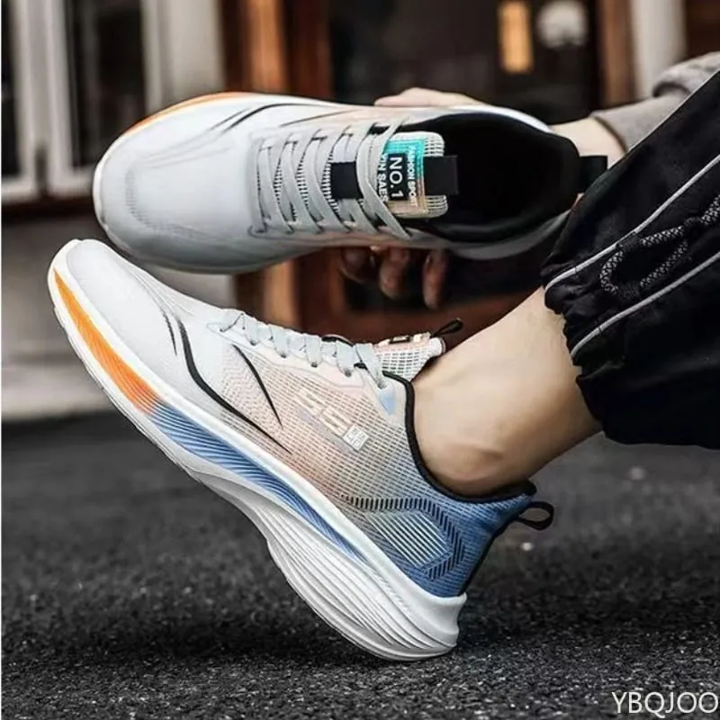 Forår sommer nye mænd afslappede komfortable sko enkle snørebånd Lette herresneakers moderigtige alsidige løbesko — image 3