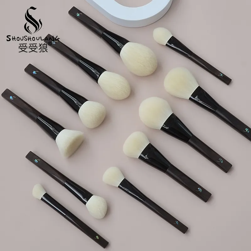 Shoushoulang Hand Crafted Makeup Brush Soft Tiny Tips Goat Hair 1PC Face Powder Blush Contour Brush Ebony Handle Makeup Brushes — image 3