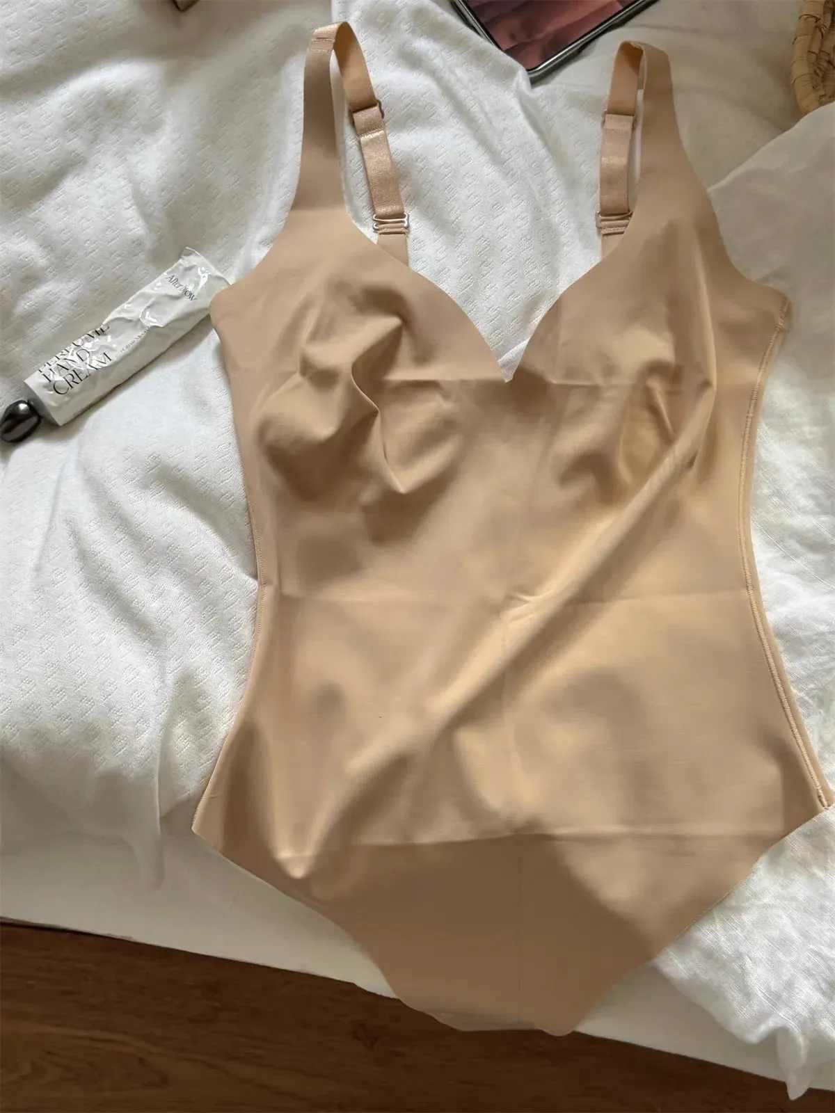 Sem costura shapewear bodysuit mulher sólida ultra-fino u-back bodysuit feminino alta elasticidade magro camisola de uma peça roupa interior novo — image 8
