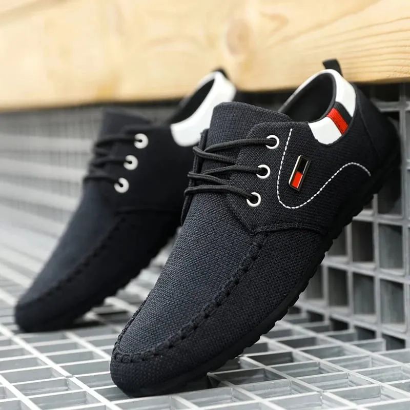 Lässige Herren-Sneaker, leicht, atmungsaktiv und bequem, ideal für tägliche Business-Casual-Outfits auf dem Weg zur Arbeit