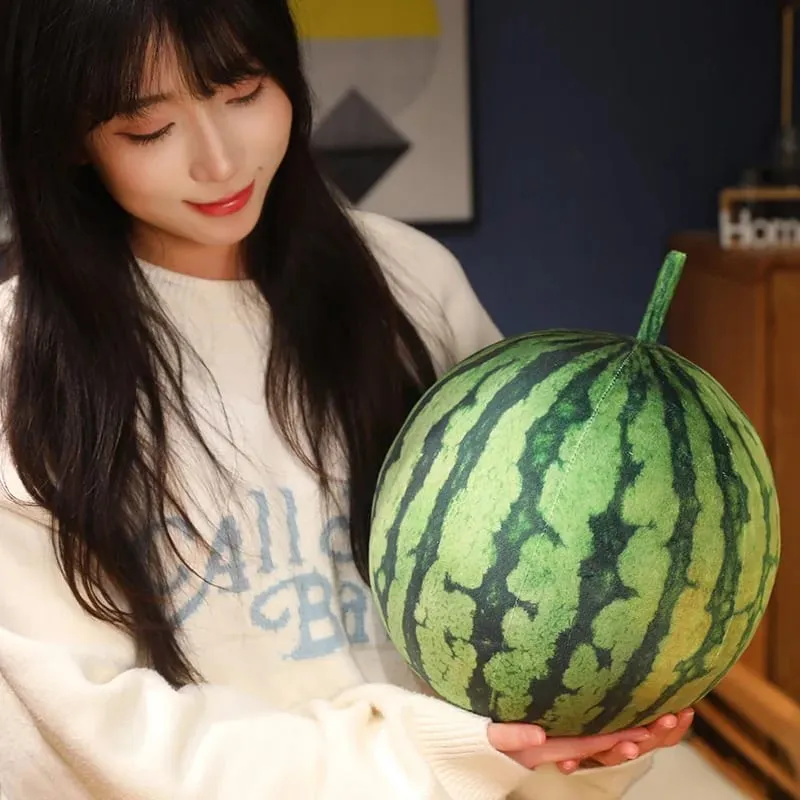 Bantal Pelukan Semangka Simulasi 3D Mainan Mewah Lembut Semangka Panjang Bulat Bantal Sofa Buah Cocok untuk Hadiah Rumah Anak-anak — image 4