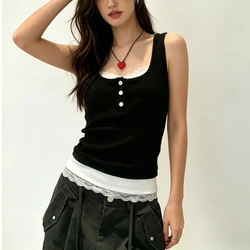 Regata feminina de falso duas peças com acabamento de renda e bojos de sutiã embutidos, camisola de viscose canelada sem mangas, colete curto de modelagem justa A6493 — image 6